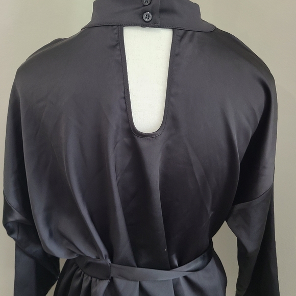 MAMALICIOUS MATERNITY SATIN TOP WITH LACE DETAIL - Picture 9 of 9